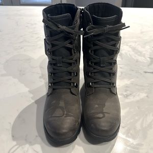 Sorrel waterproof boots